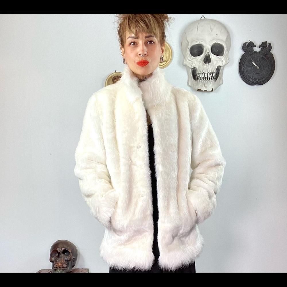 Terry Lewis Classic Luxuries Faux Fur White Cream Vintage Teddy Jacket